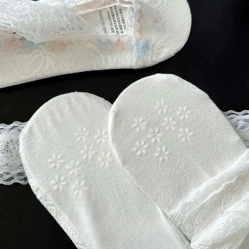 White Ballet Lace Strap Boat Socks Non-slip