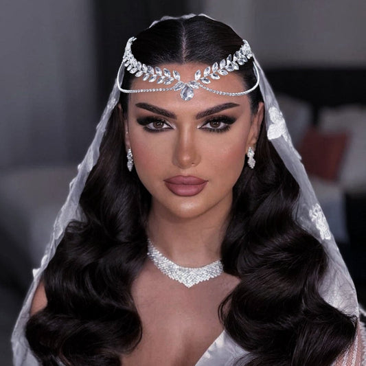 Versatile Glistening Teardrop Crystal Forehead Chain Hair Accessory