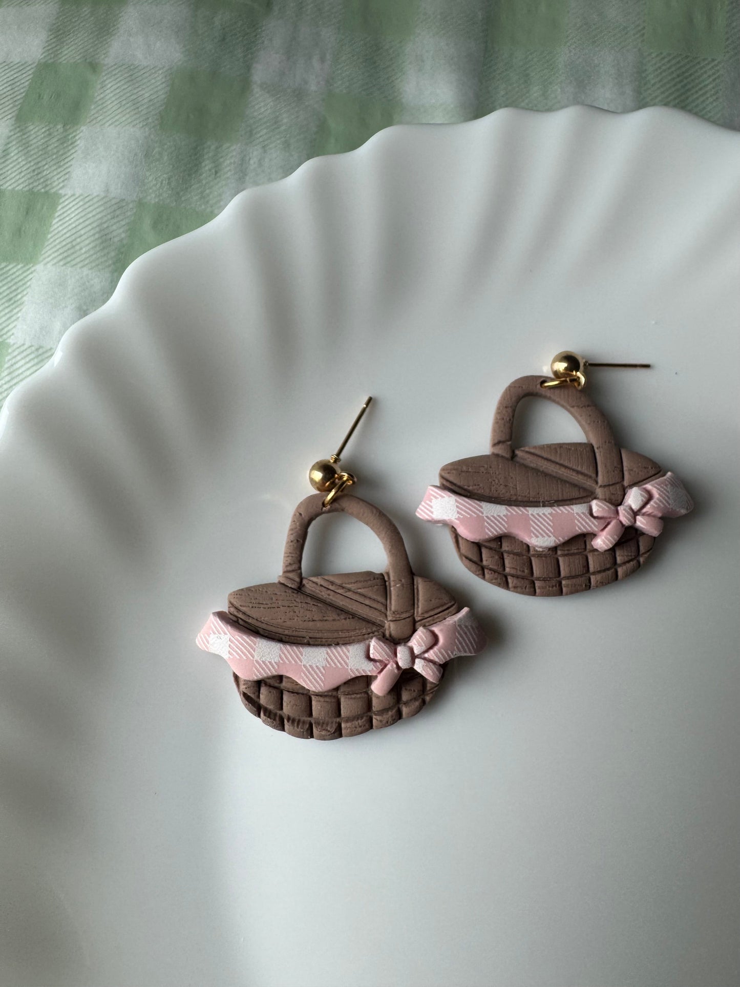 Picnic Baskets, Pink Earrings