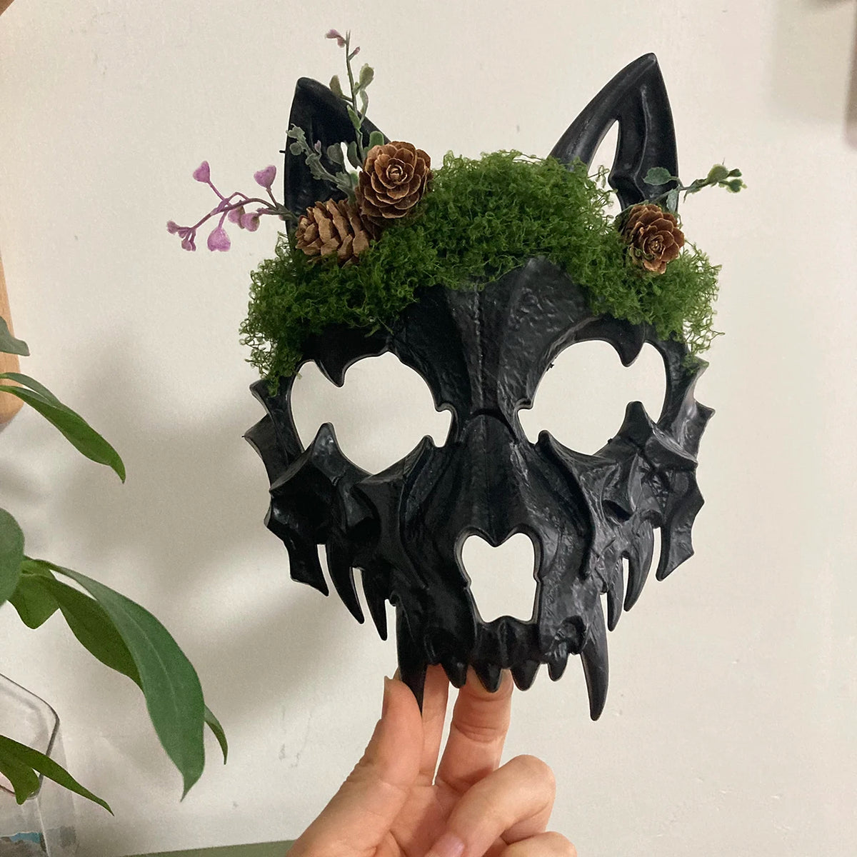 forest half mask wolf skull mask with moss and pinecones black full-face beast skull Halloween mask druid witch prop