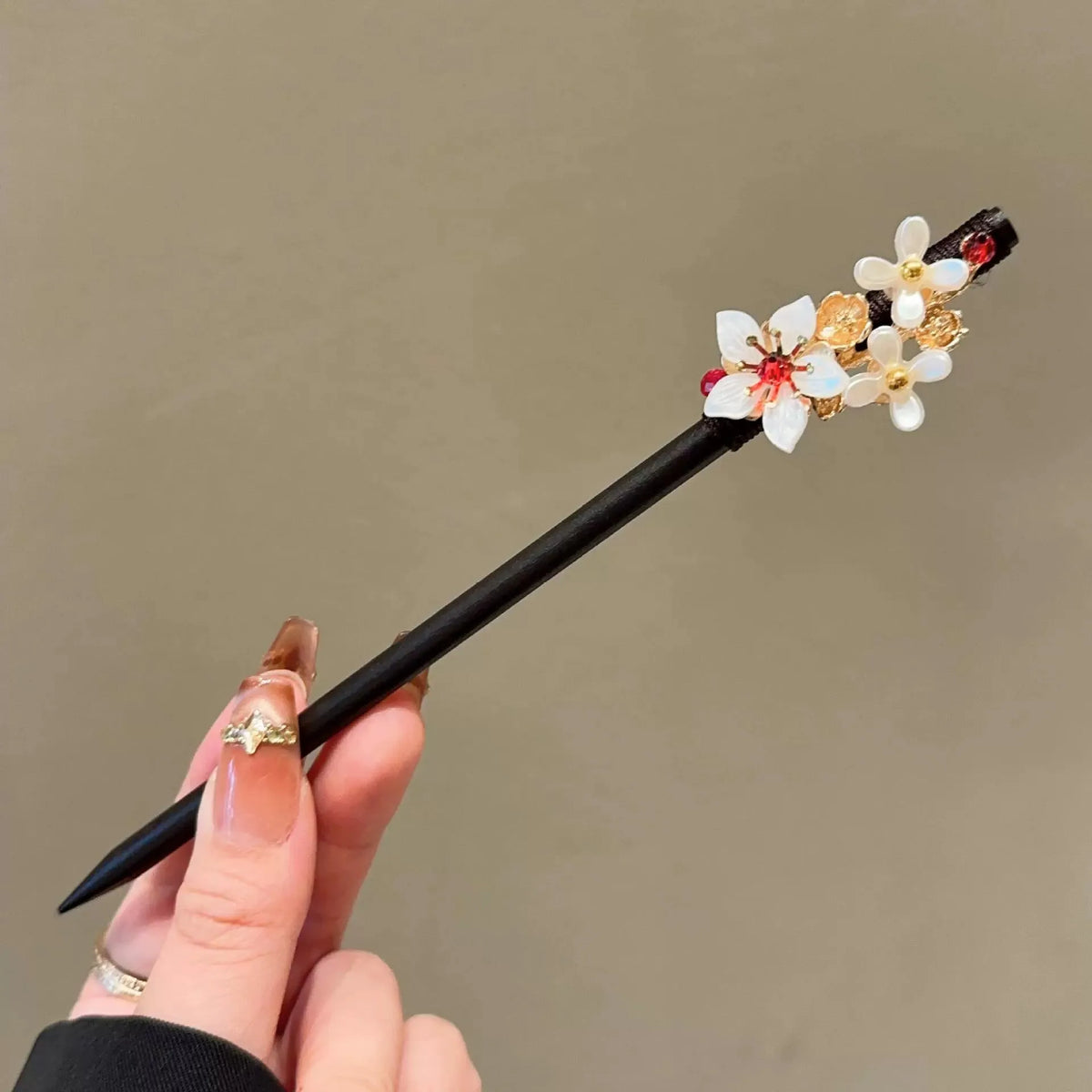 Antique Wooden Hairpin Women's Elegant Hair Stick New Chinese Style Simple Cheongsam Hairpin Headwear Jewelry Hair Accessories