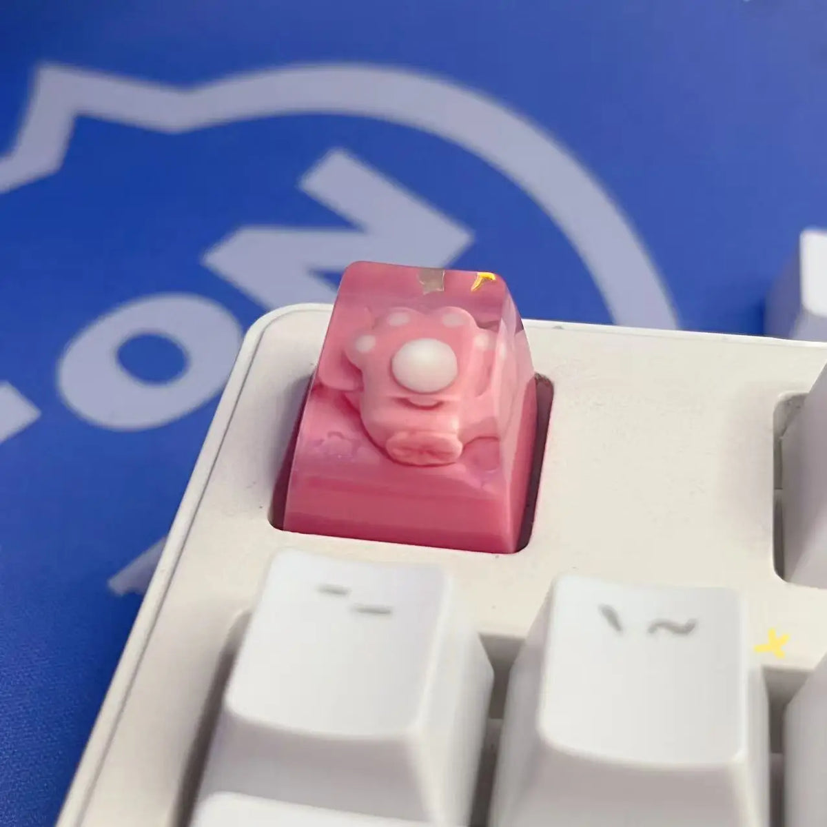 DIY Cute Pink Cat Head Keycap Transparent Resin Glitter
