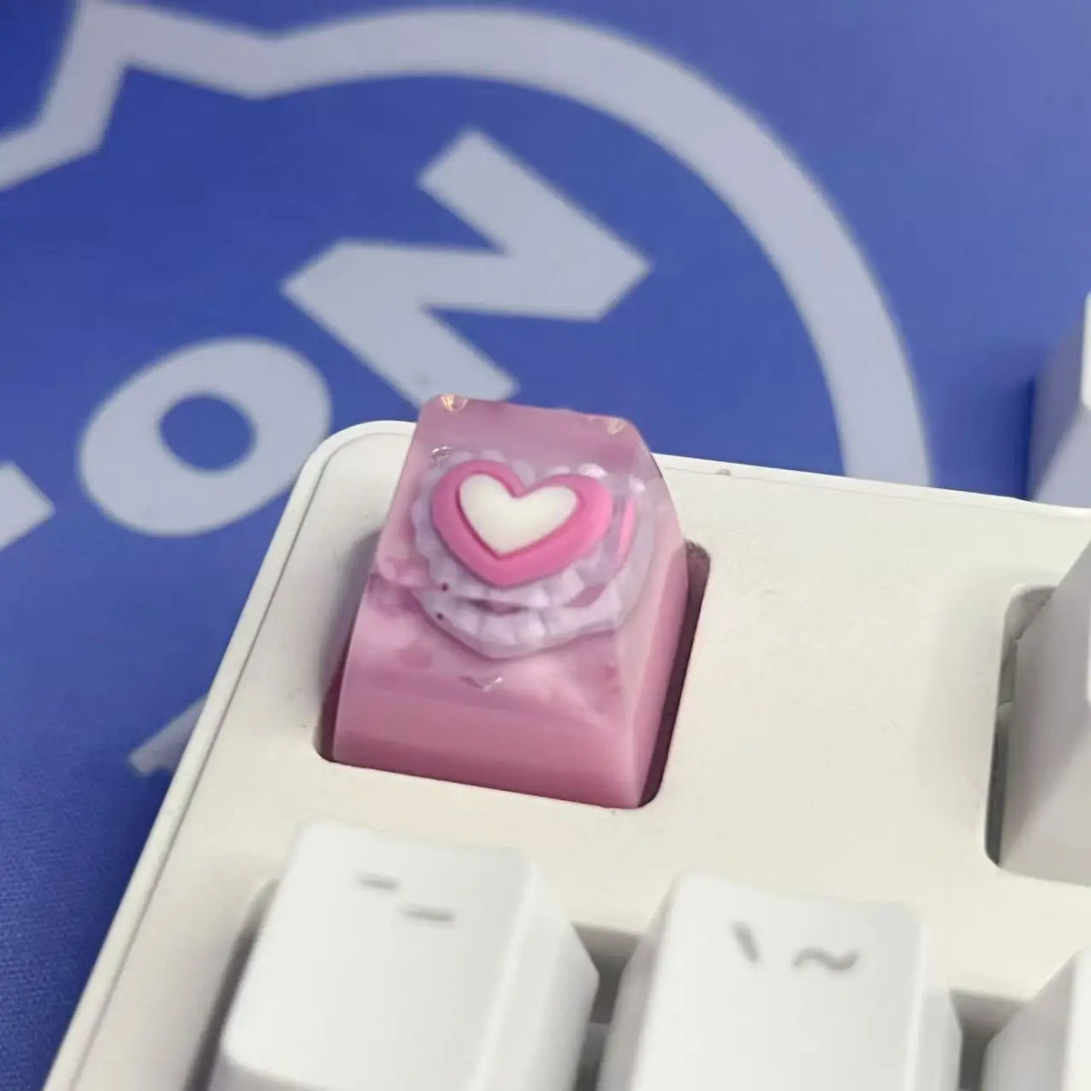DIY Cute Pink Cat Head Keycap Transparent Resin Glitter