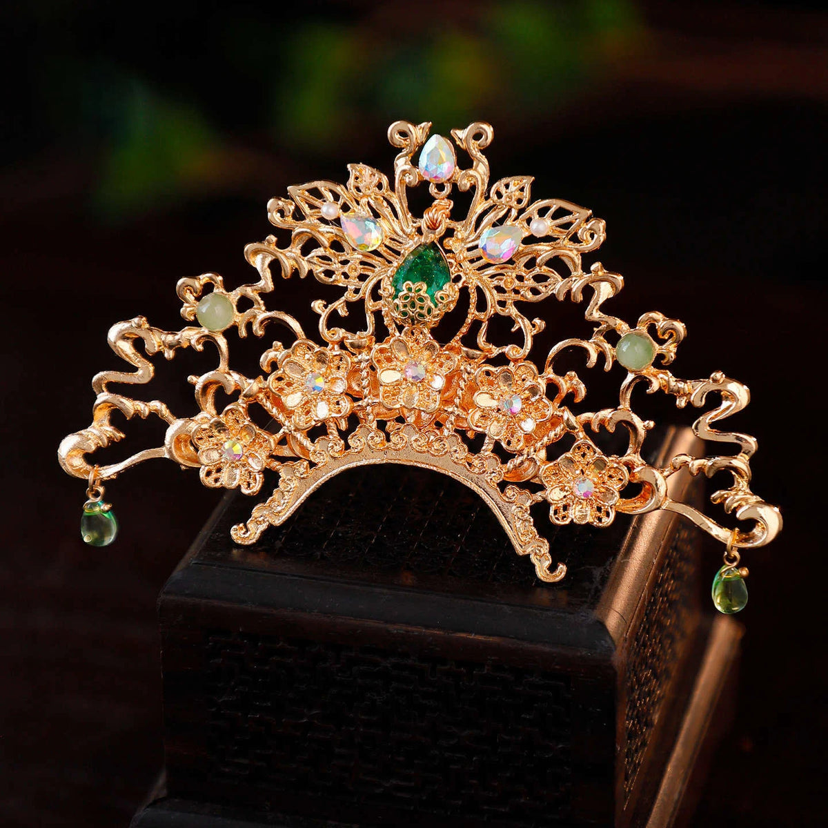 Traditional Chinese Palace Headdress Handmade Alloy Ancient Style Hanfu Hairpin for Women Festival Wedding and Stage Wear