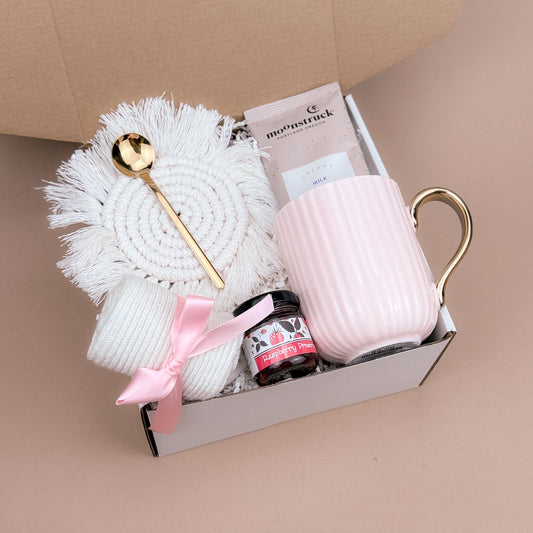 Gift Boxes Cozy Tea, Mug & Fuzzy Socks Set