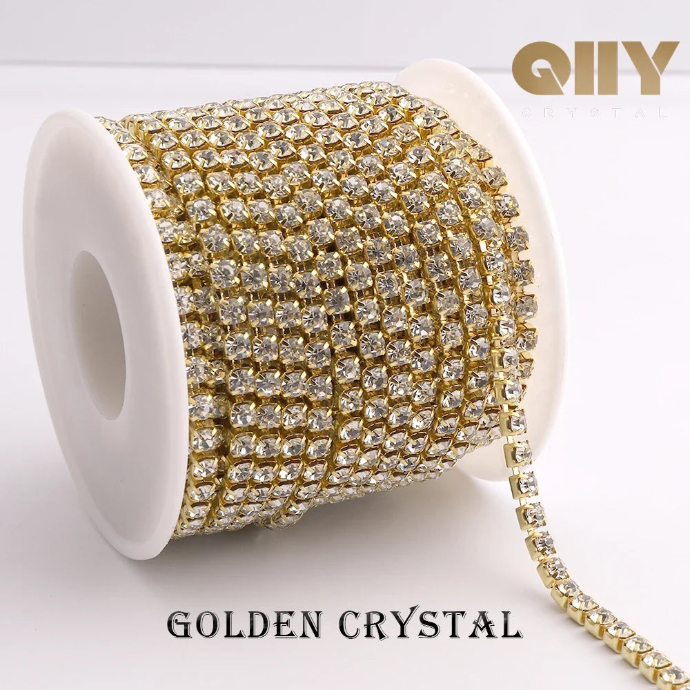 The Stardust Sparkle Claw – Premium Glass Crystal Strass Rhinestone Trim