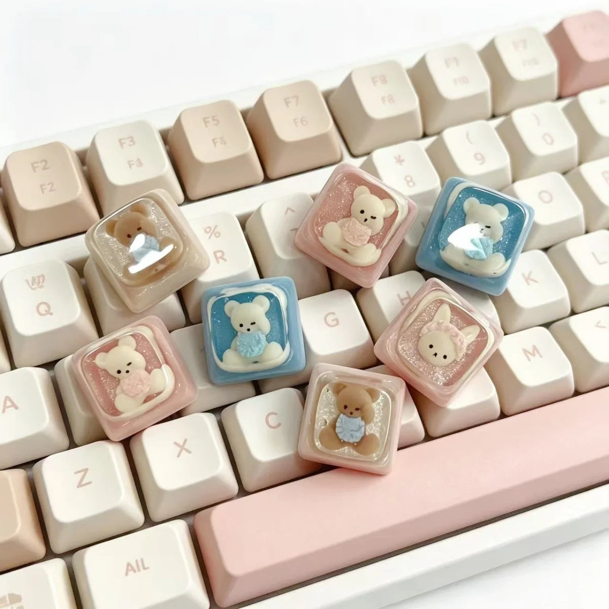 4pcs Cute Pixel Cat Transparent Keycap Custom Personalised Cartoon DIY Kawaii Keycaps for Cherry MX Switch Mechanical Keyboard