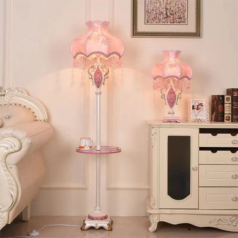 European Pink Table Lamp Luxurious Living Room Bedroom Children's Room Study Villa Hotels LED Creativity Bedside Desk Light