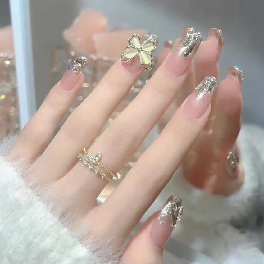 24pcs Kawaii Cartoon Rabbit Press On Nails Bowknots Diamond Decor Mid-length Coffin False Nail White French Blush Pink Fake Nail