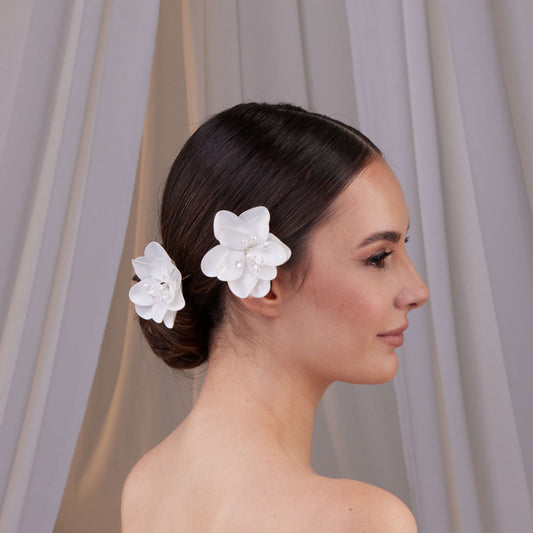 Two-Piece Resin Flower Hair Pin Set