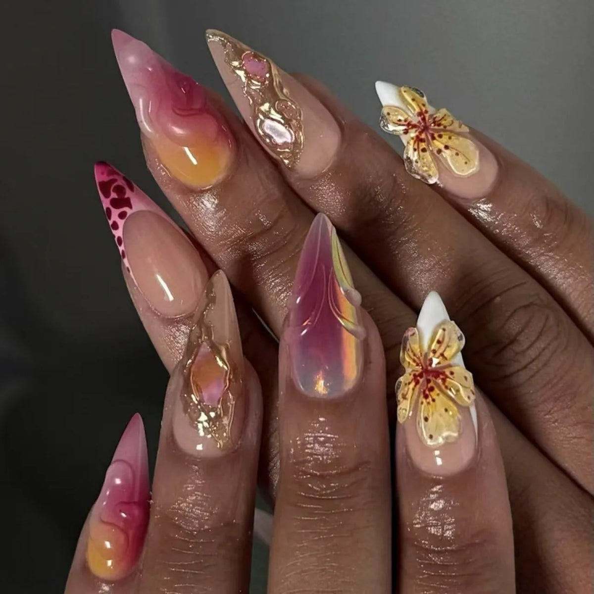 24pcs Long Ballerina Seashell Pearl Acrylic Nails