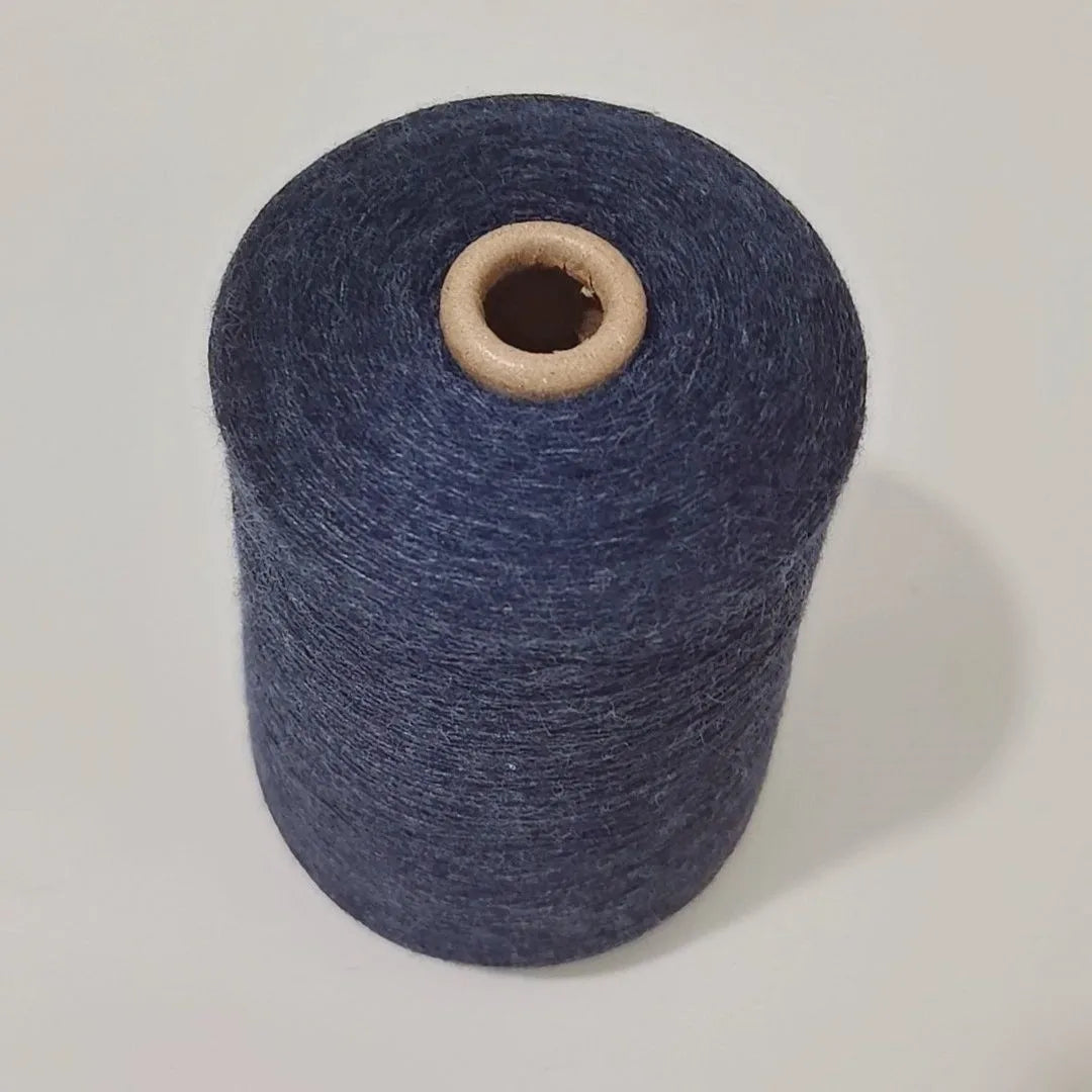 Three-strand Rabbit Down Core-spun Yarn Anti-pilling Hand-woven Close-fitting Clothing Soft 500g DIY Hand-woven Gloves Scarf
